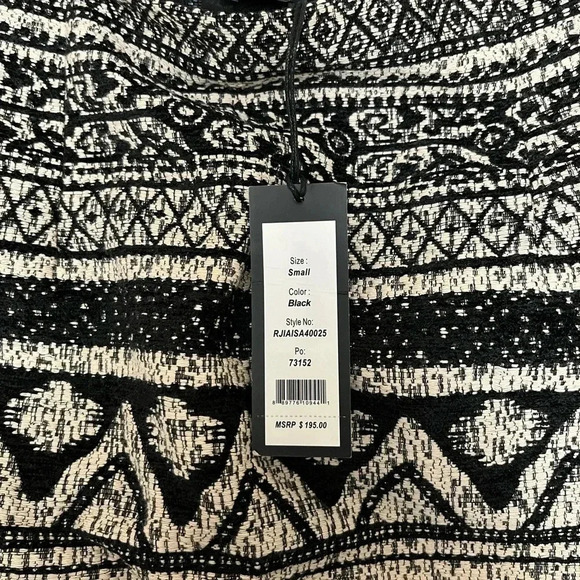 NWT Romeo & Juliet Couture Skirt - Picture 2 of 3